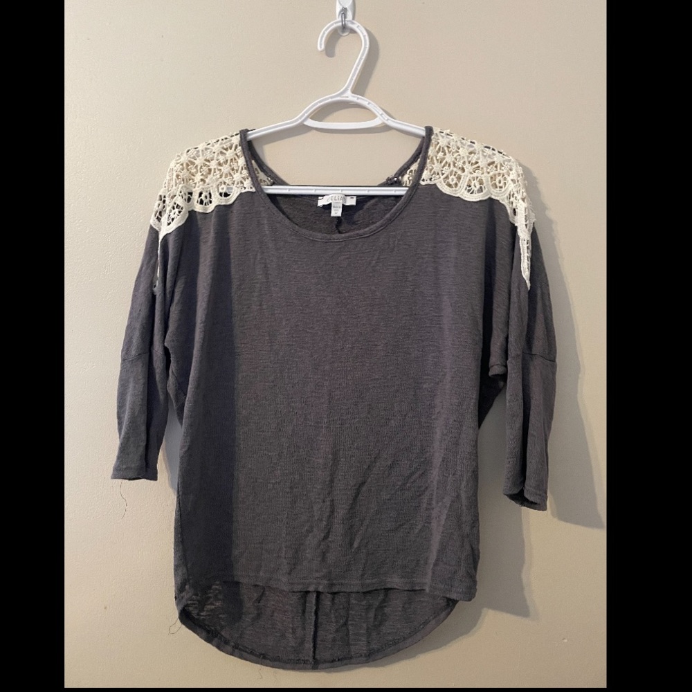 Delias Blouse